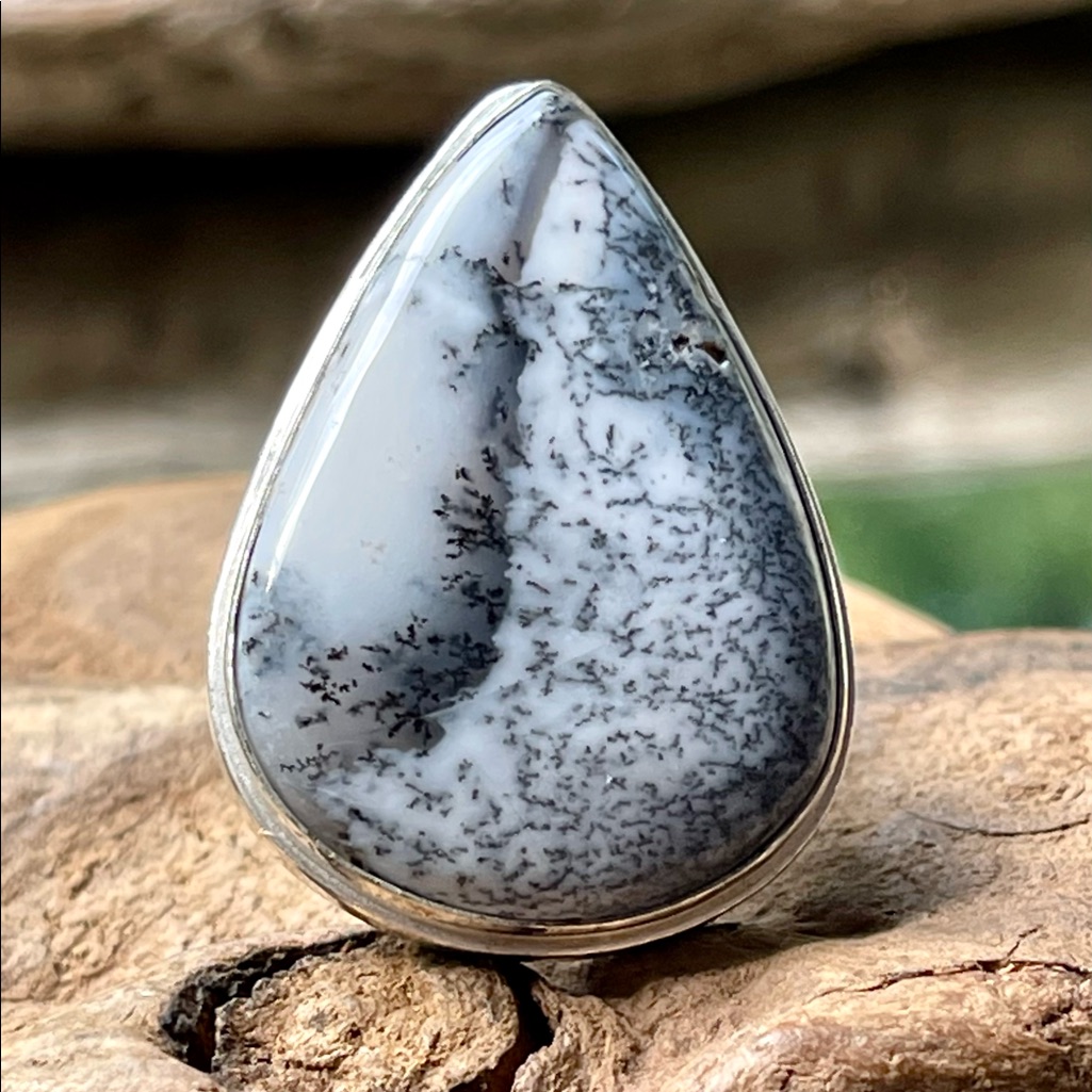 Remarkable Pattern Dendritic Opal Ring
